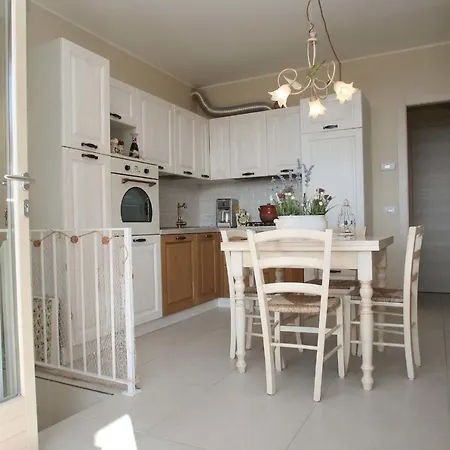 Seeblick Lockoff Apartment, Pool & Gartenterrasse * Toscolano Maderno