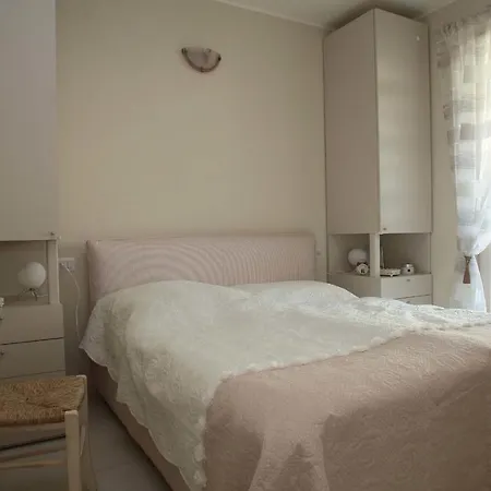 Apartamento Seeblick Lockoff Apartment, Pool & Gartenterrasse Toscolano Maderno