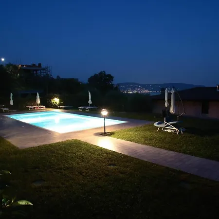 Seeblick Lockoff Apartment, Pool & Gartenterrasse Apartamento Toscolano Maderno